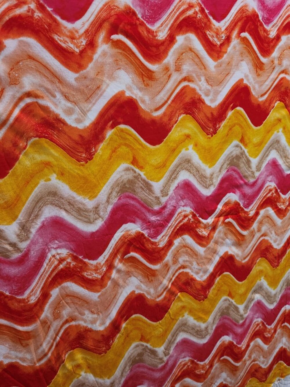💛BUNDLE DEAL⬇️ 1.8 Yards – $8/Yard ($15 Total) – Abstract Wavy Stretch Knit